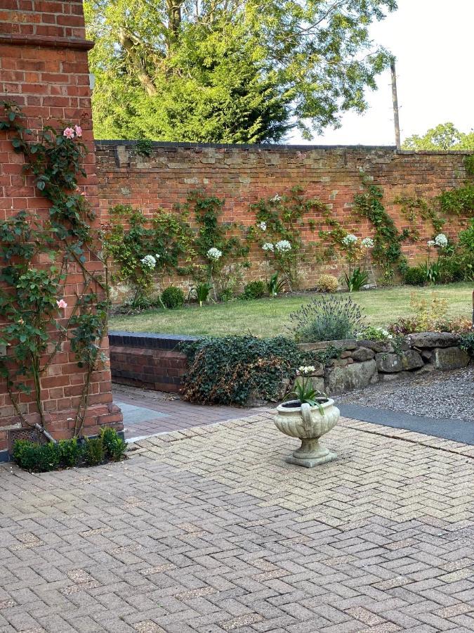 Coundon Lodge Coventry Ngoại thất bức ảnh